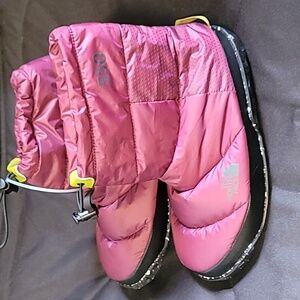The North Face Nuptse Apres Booties